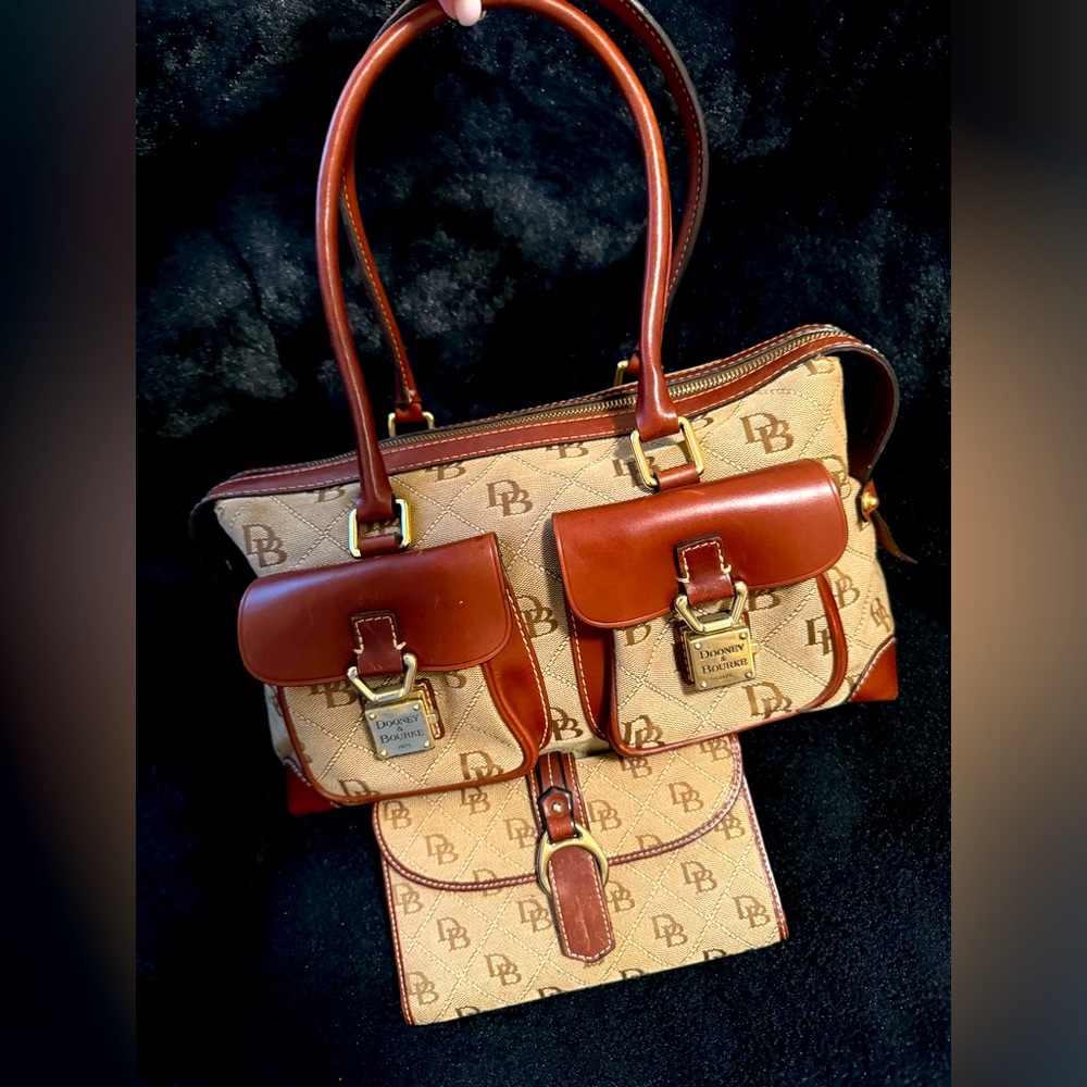 Dooney and Bourke bag and matching wallet